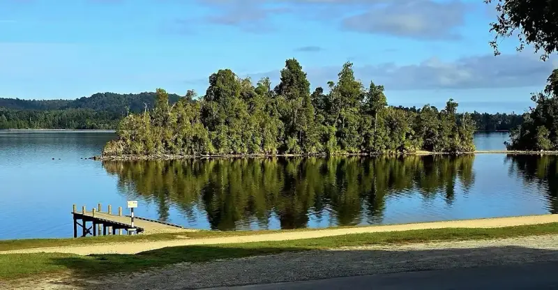 lake kaniere